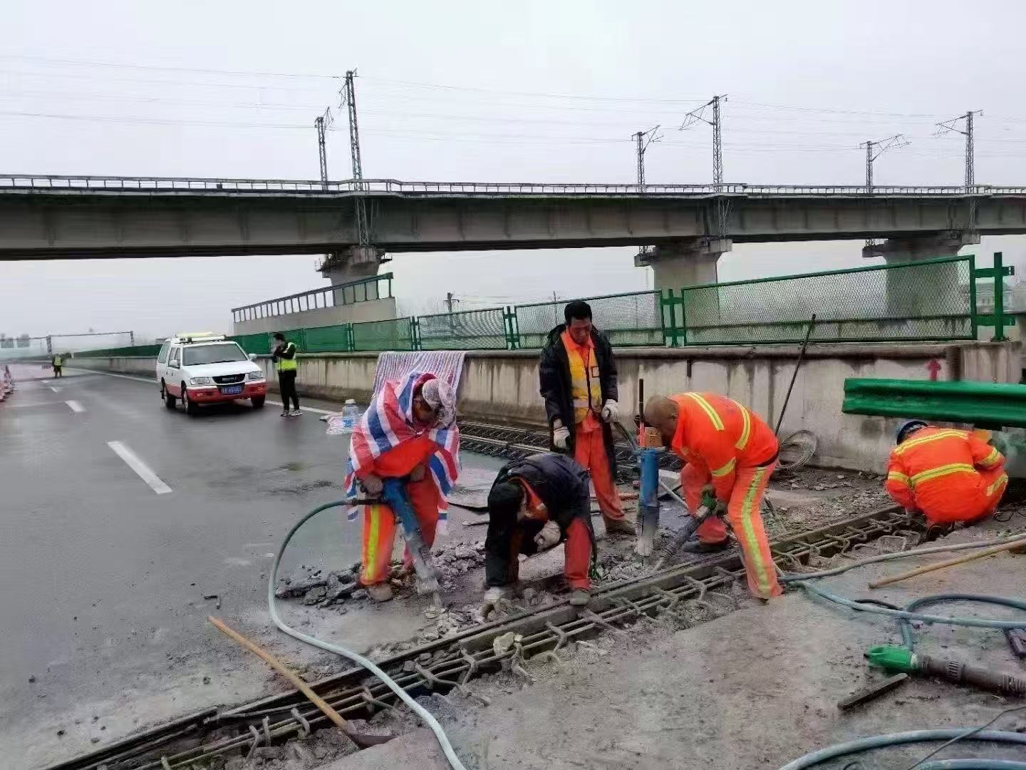 泰宁桥梁伸缩缝抢修料